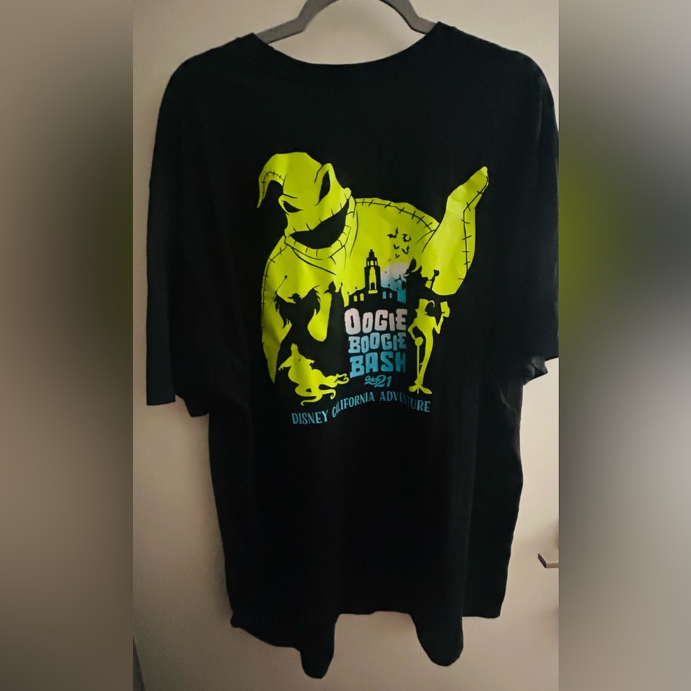 RARE OOGIE BOOGIE DISNEY Tshirt - Disney California Adventure